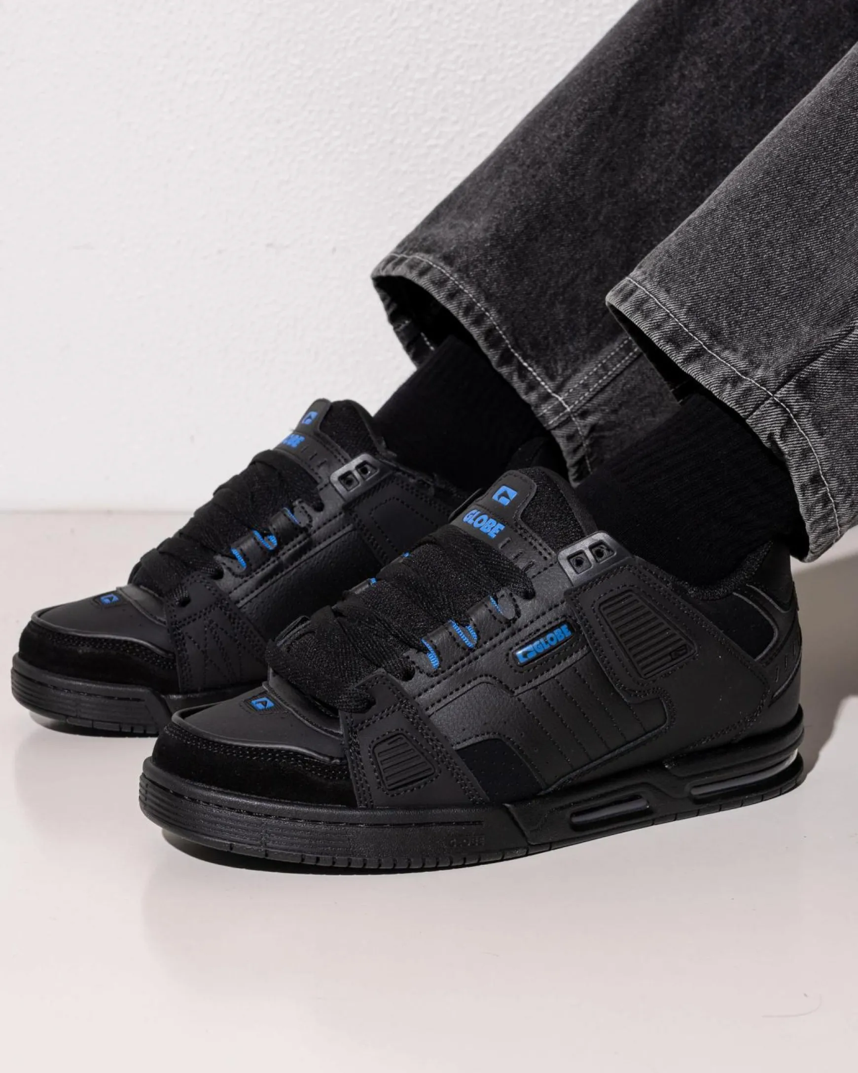 Sabre Shoes