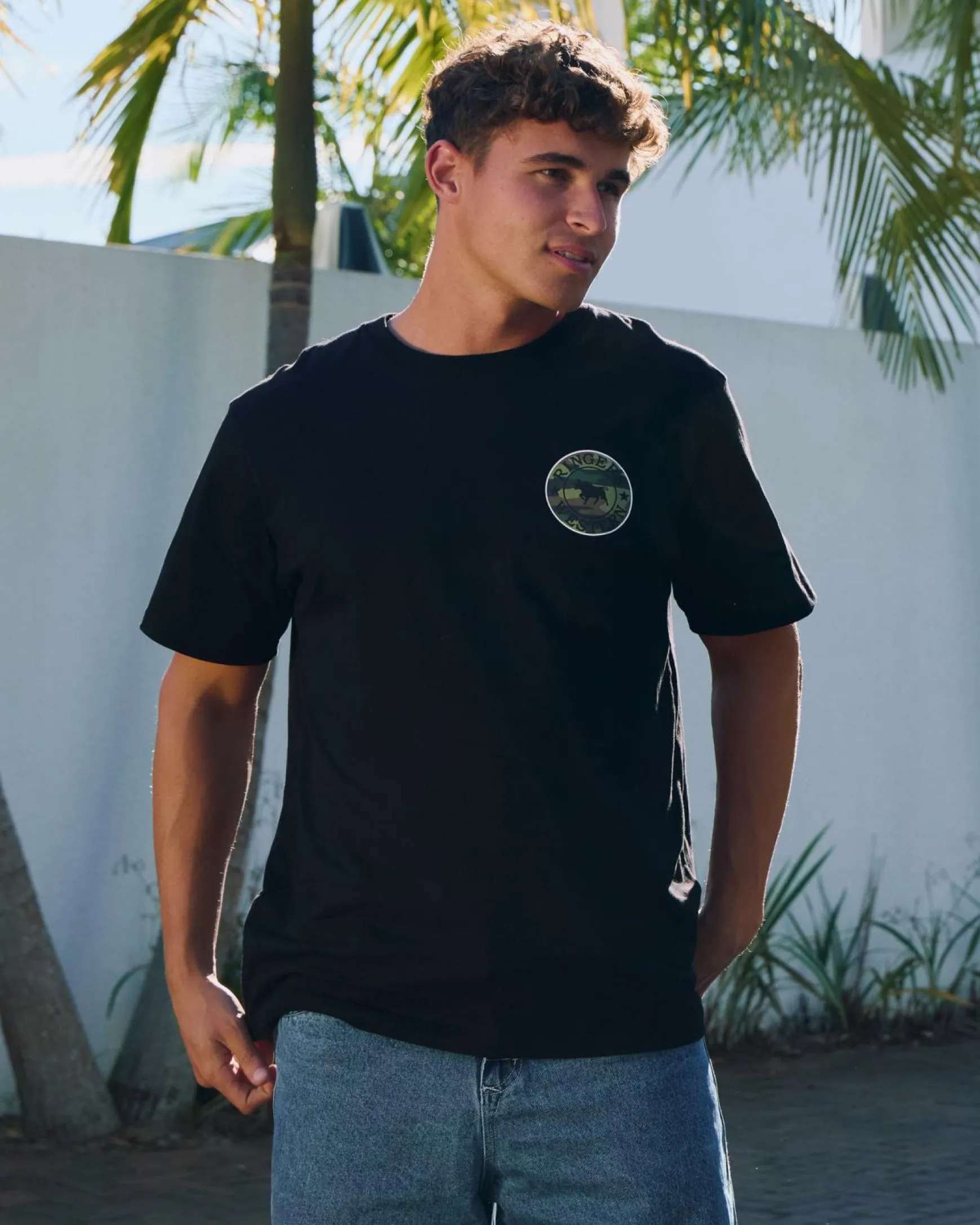 Signature Bull Relaxed T-Shirt