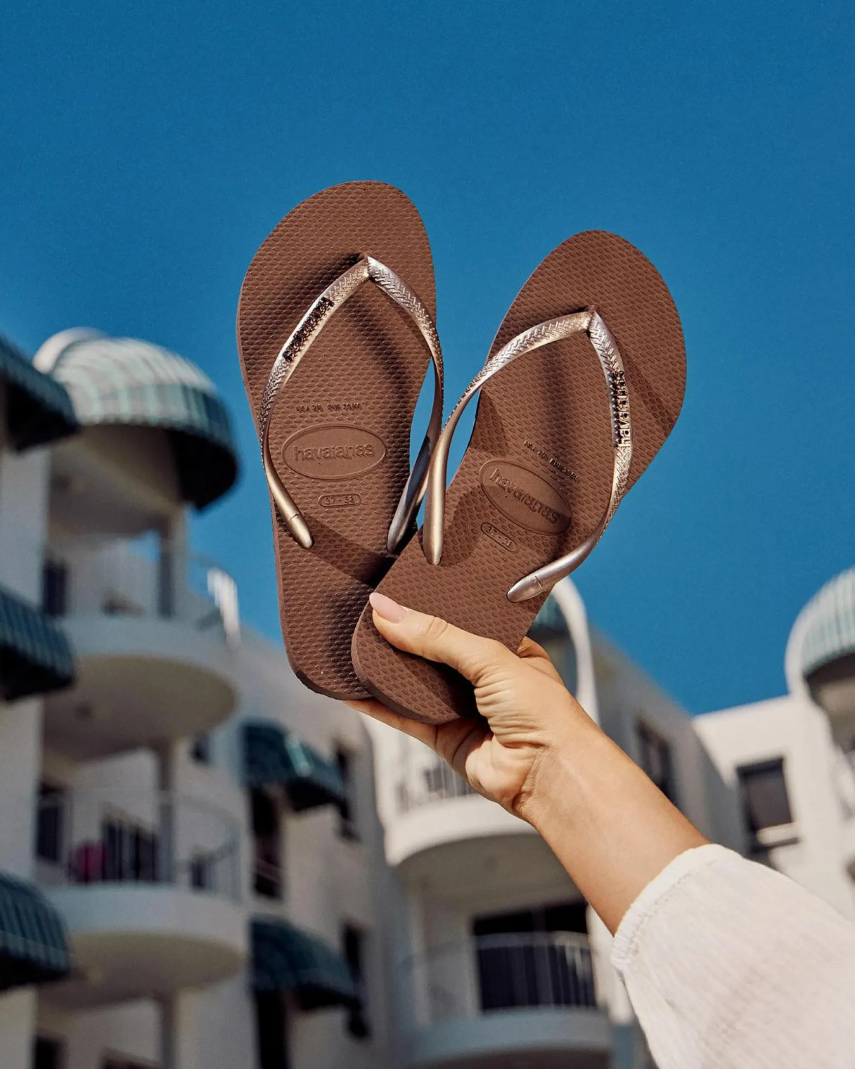 Slim Metal Logo Thongs