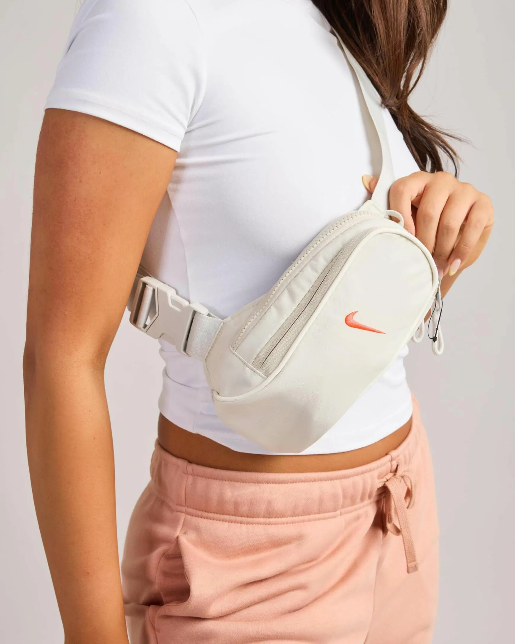 Sportswear Essentials Crossbody Bag