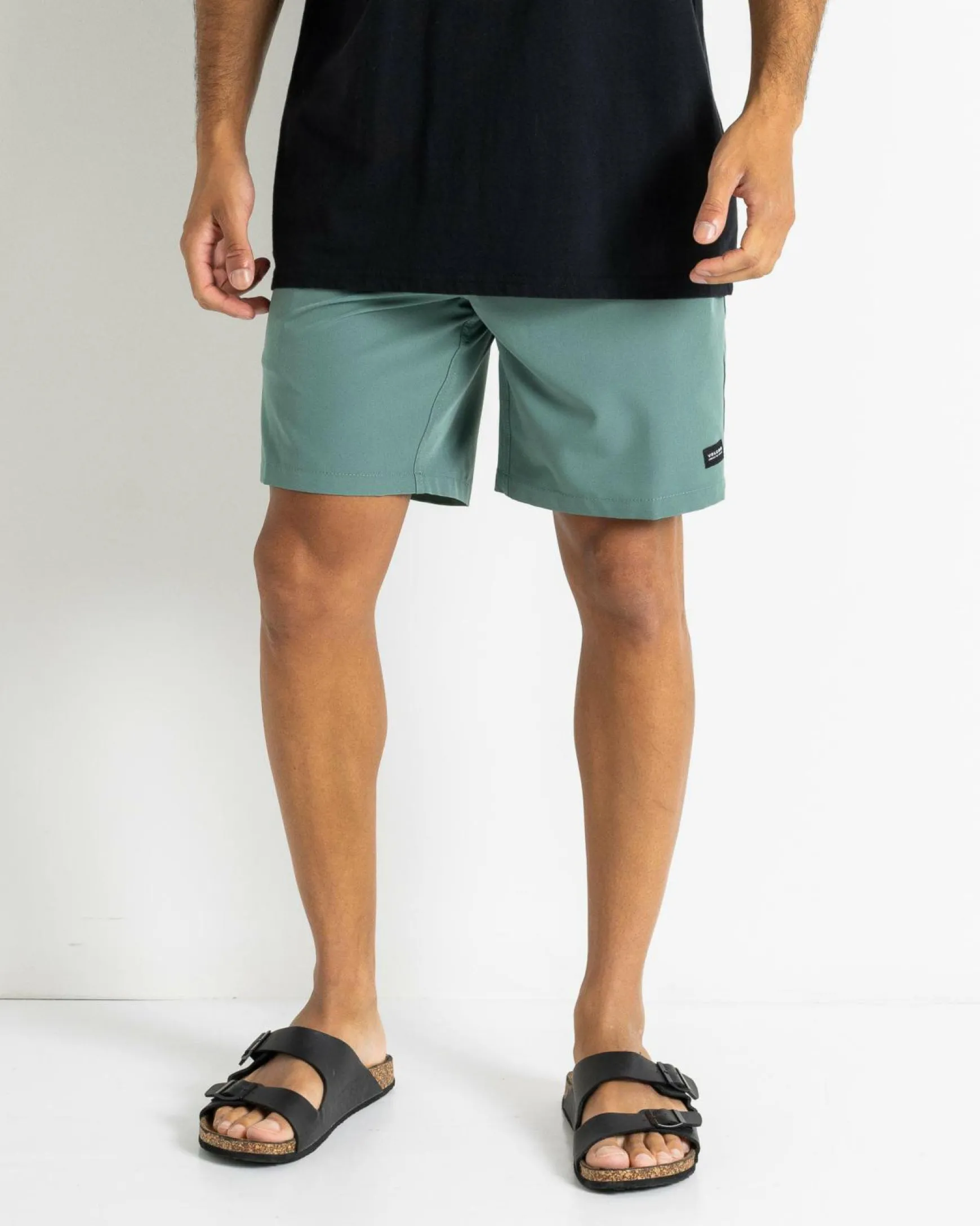 Stones Hybrid 18" Elastic Waist Shorts