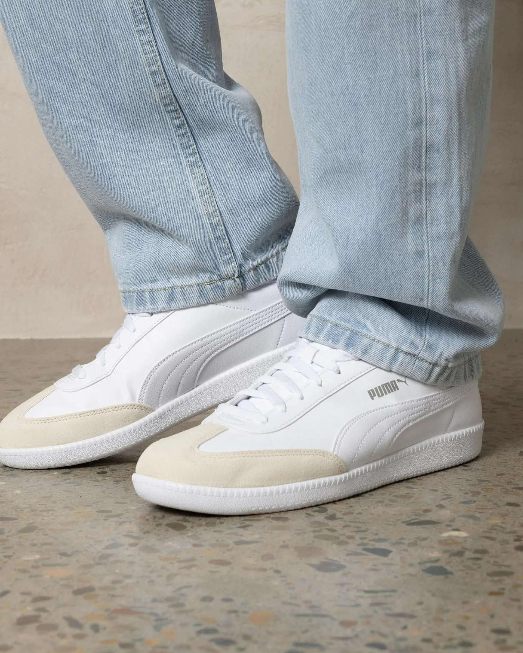 9-T Shoes