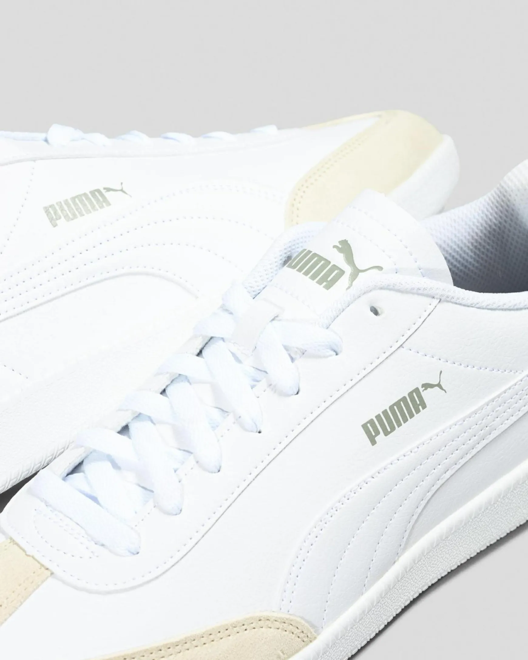 9-T Shoes