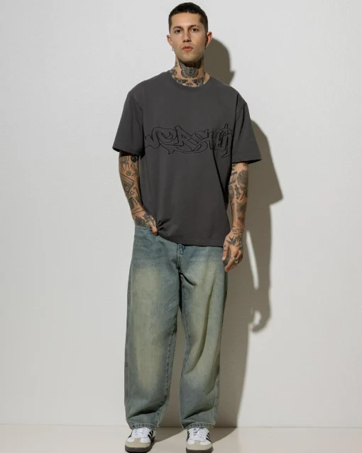 Throws T-Shirt