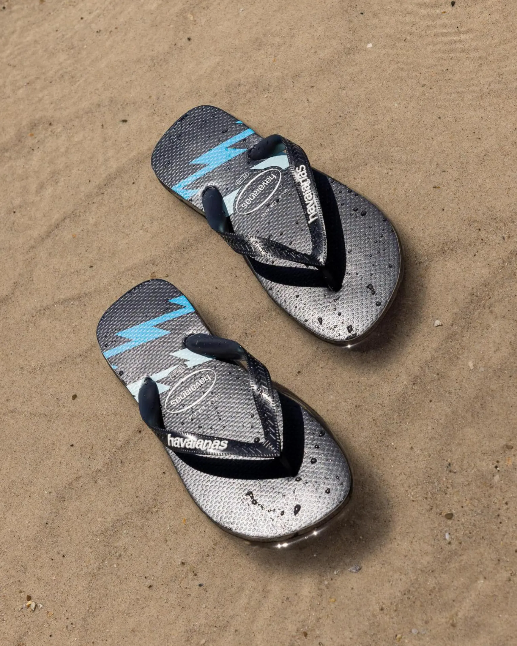Top Bolt Thongs