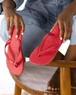Top Thongs