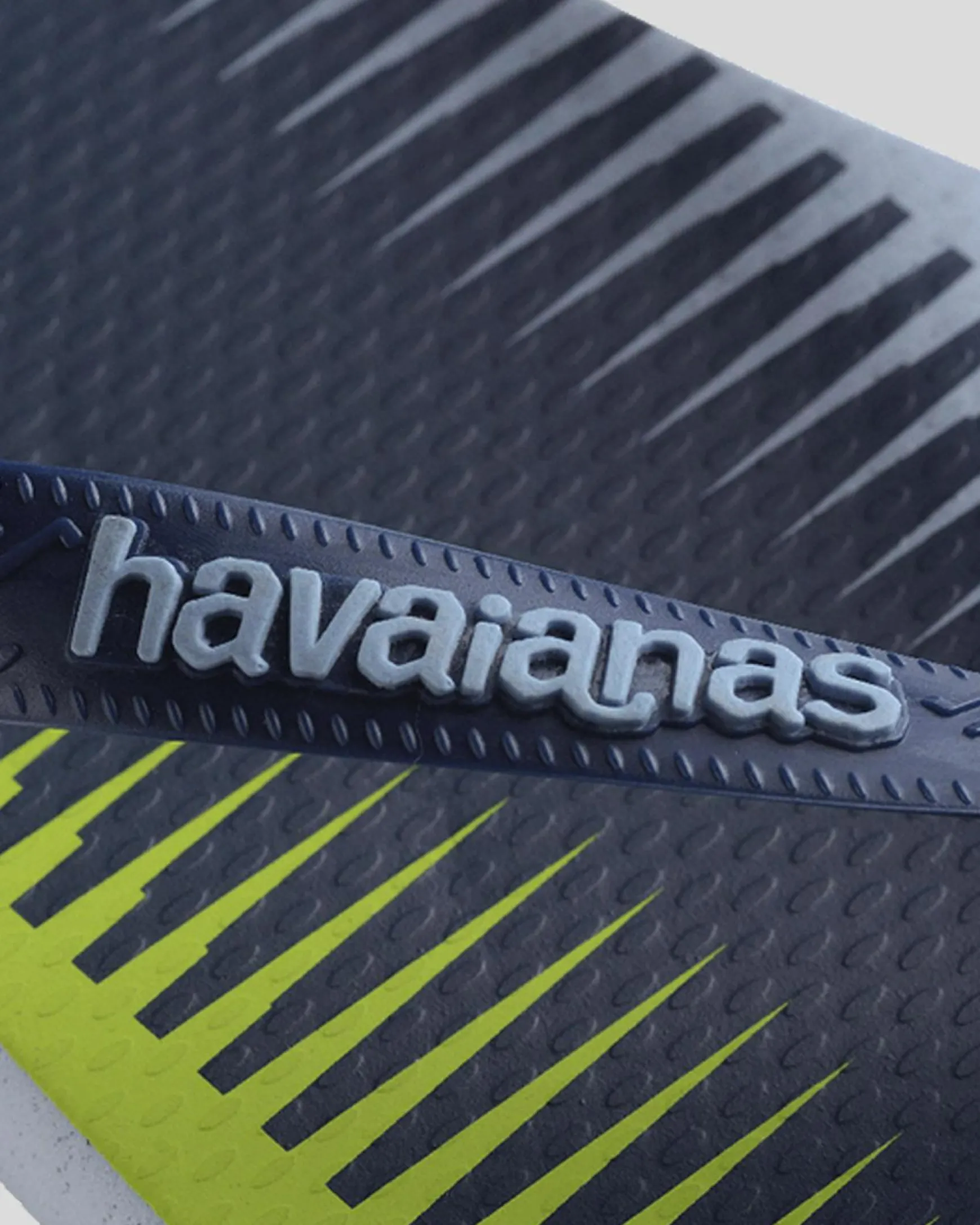 Top Trend Thongs