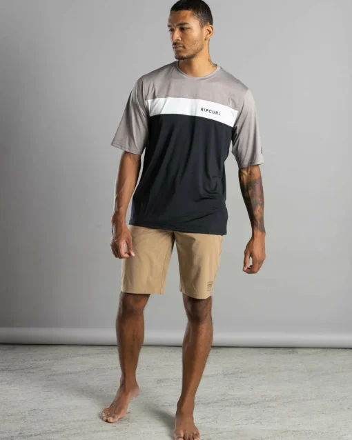 Undertow Short Sleeve Rash Vest