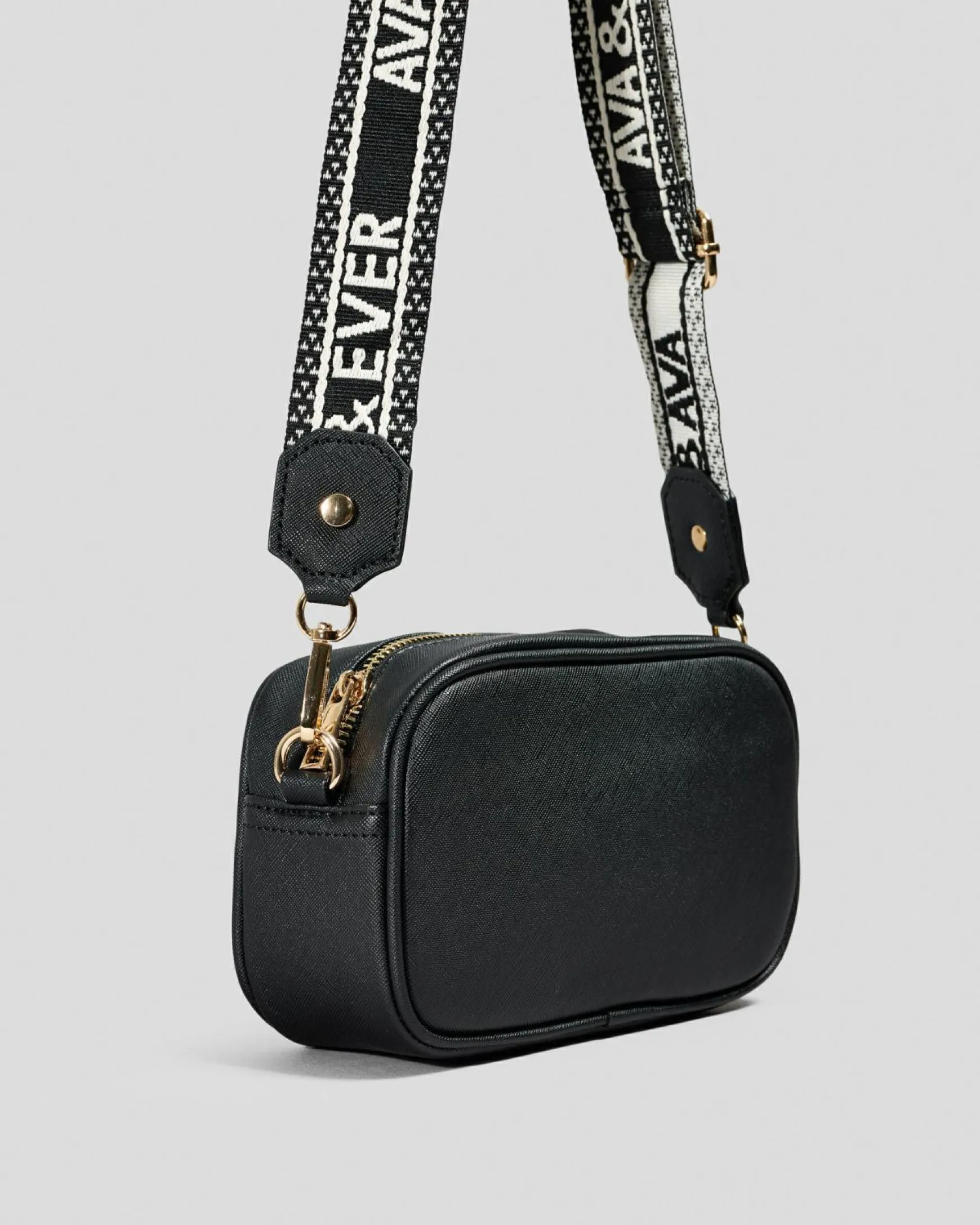 Vanessa Crossbody Bag