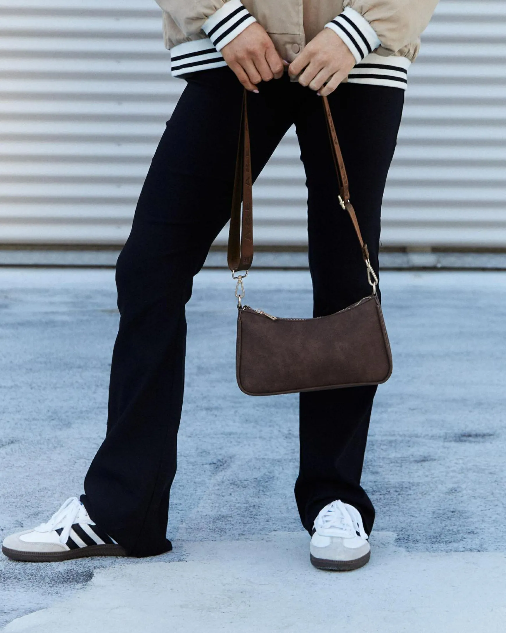 Victoria Crossbody Bag