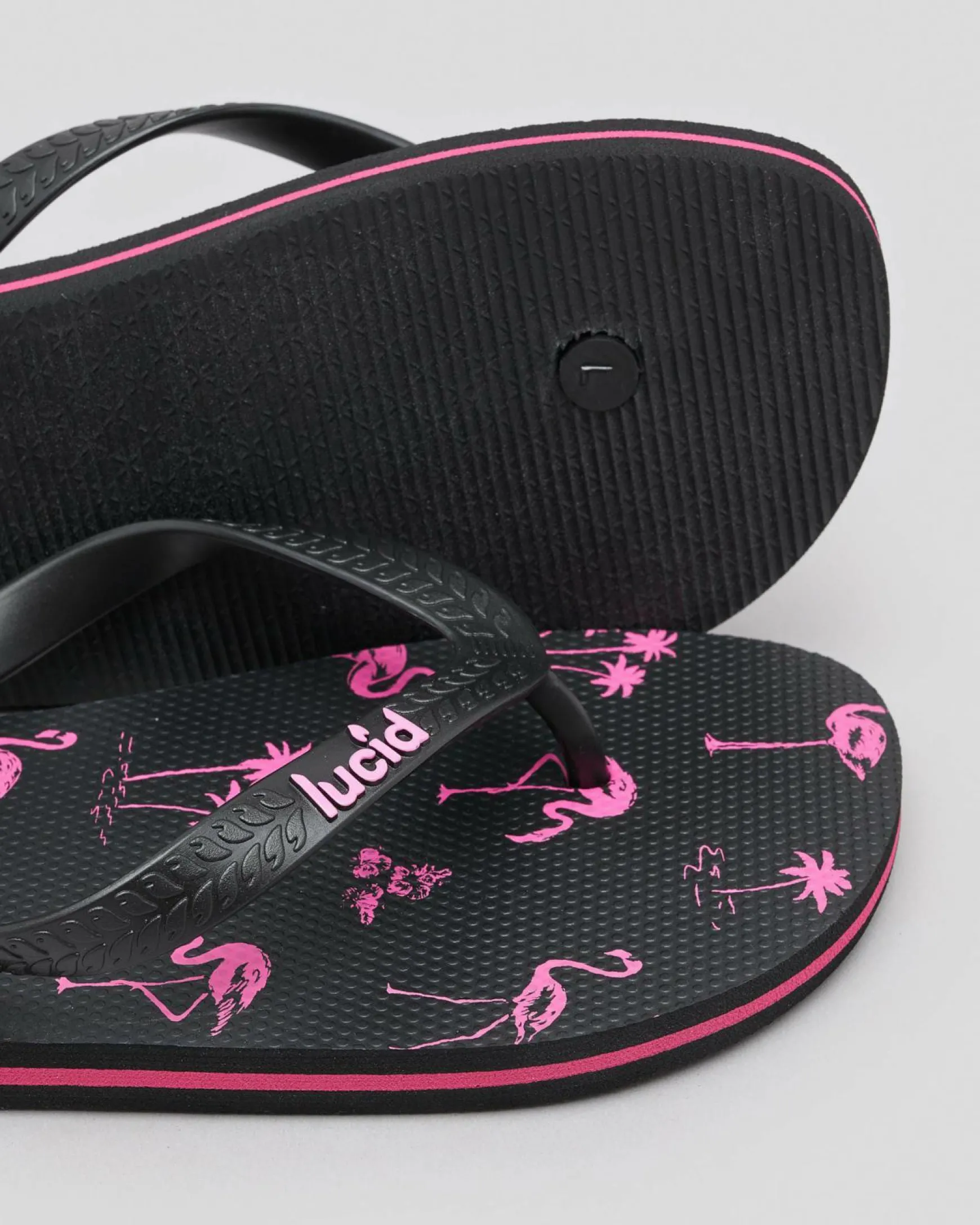 Voyage Thongs