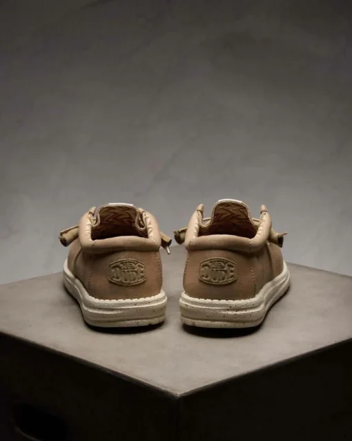 Wally Canvas Shoes