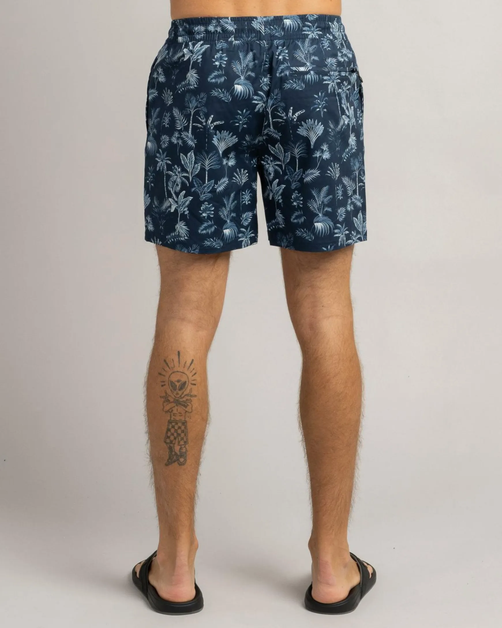 Wasteland Elastic Waist Shorts