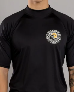 Waves Short Sleeve Rash Vest