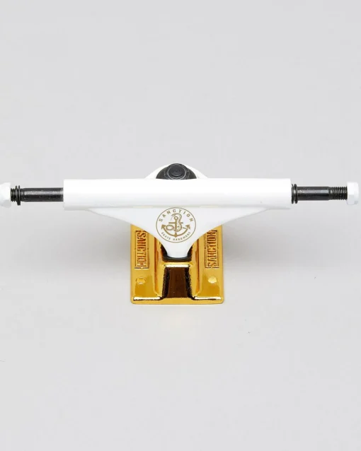 White/ Gold Truck