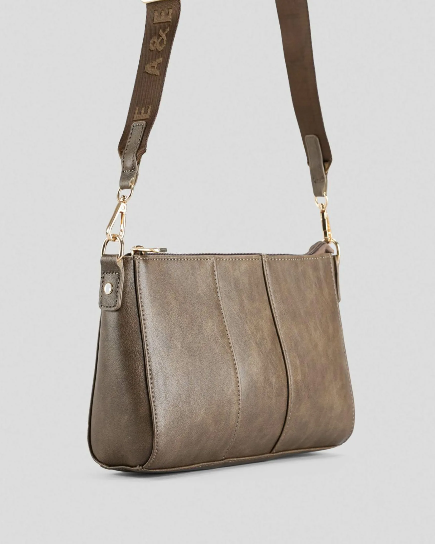 Willow Hand Bag